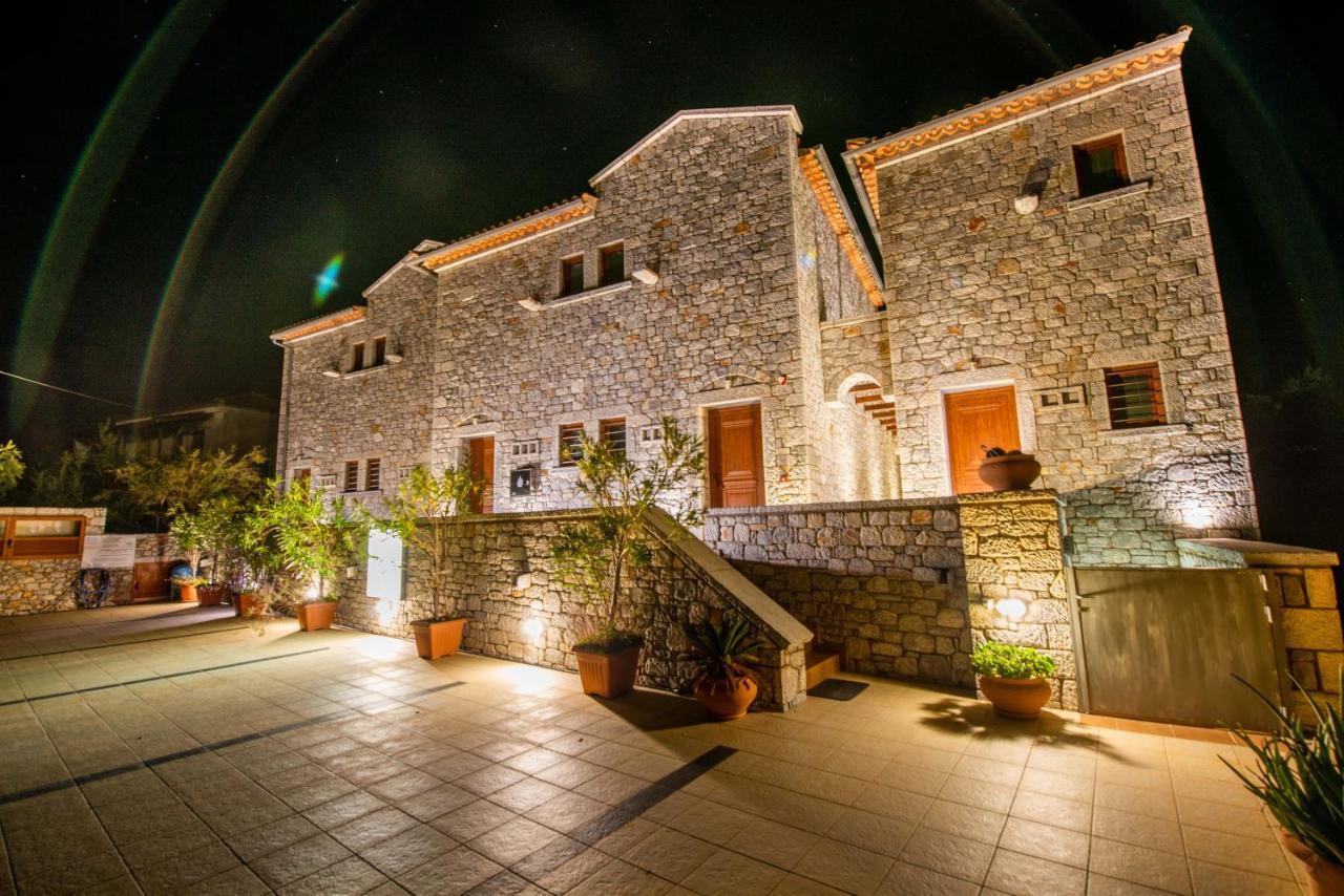 Mani Houses Selinitsa Art Koloveas Ayos Nikolaos Dış mekan fotoğraf